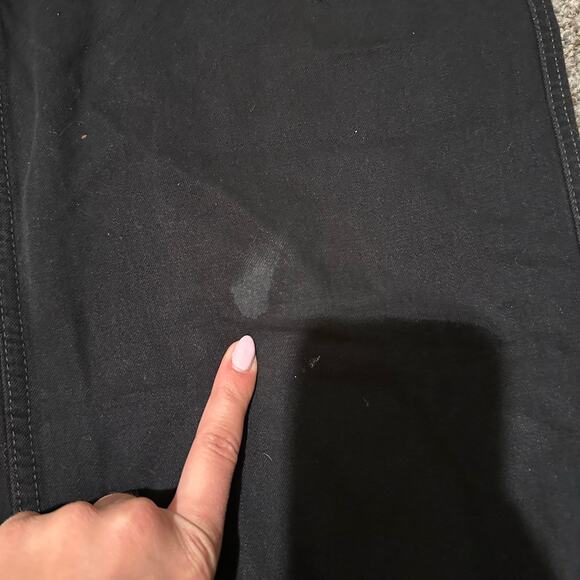 UNIQLO Unisex Relaxed Lightweight Jeans Size 23X32 In Black - Picture 4 of 12